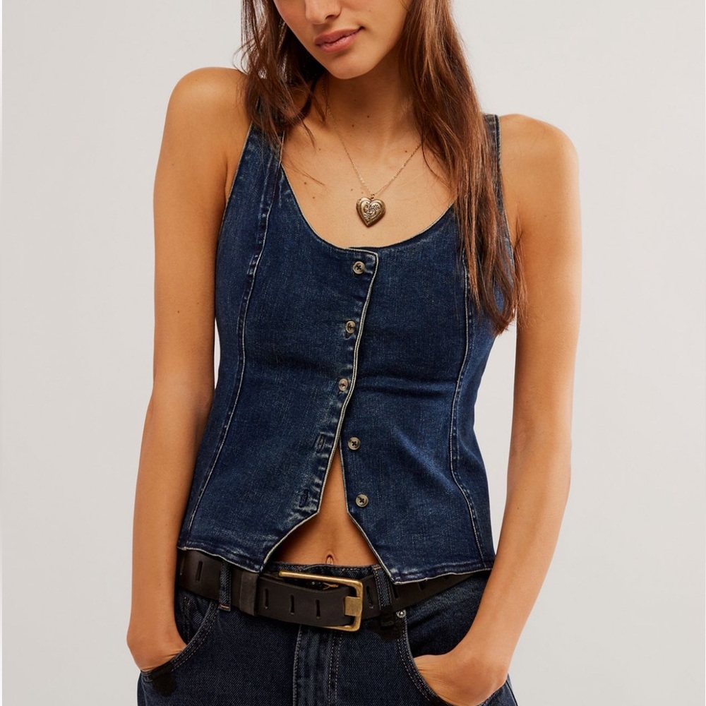 NWOT Kara Vest